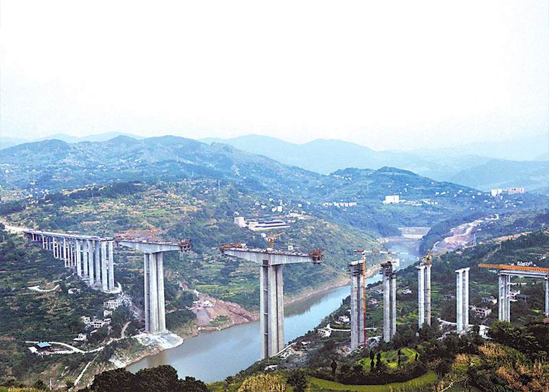 龍河特大橋