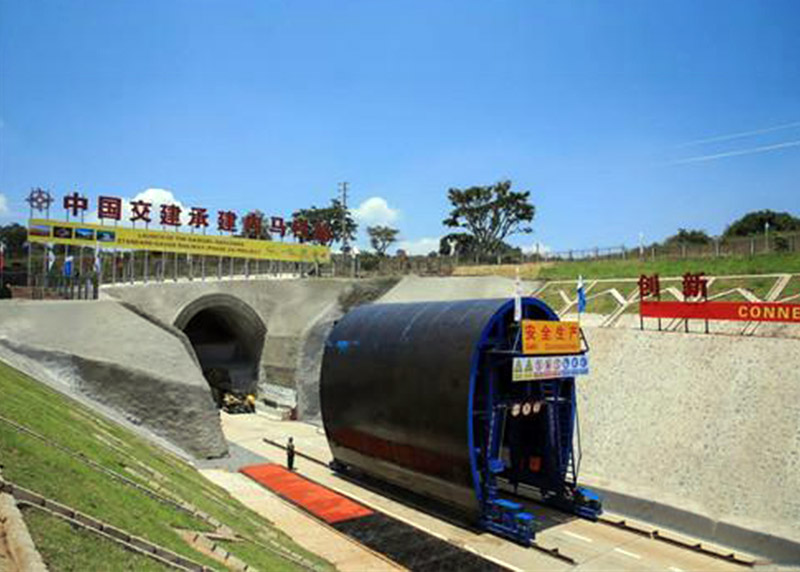 內馬鐵路